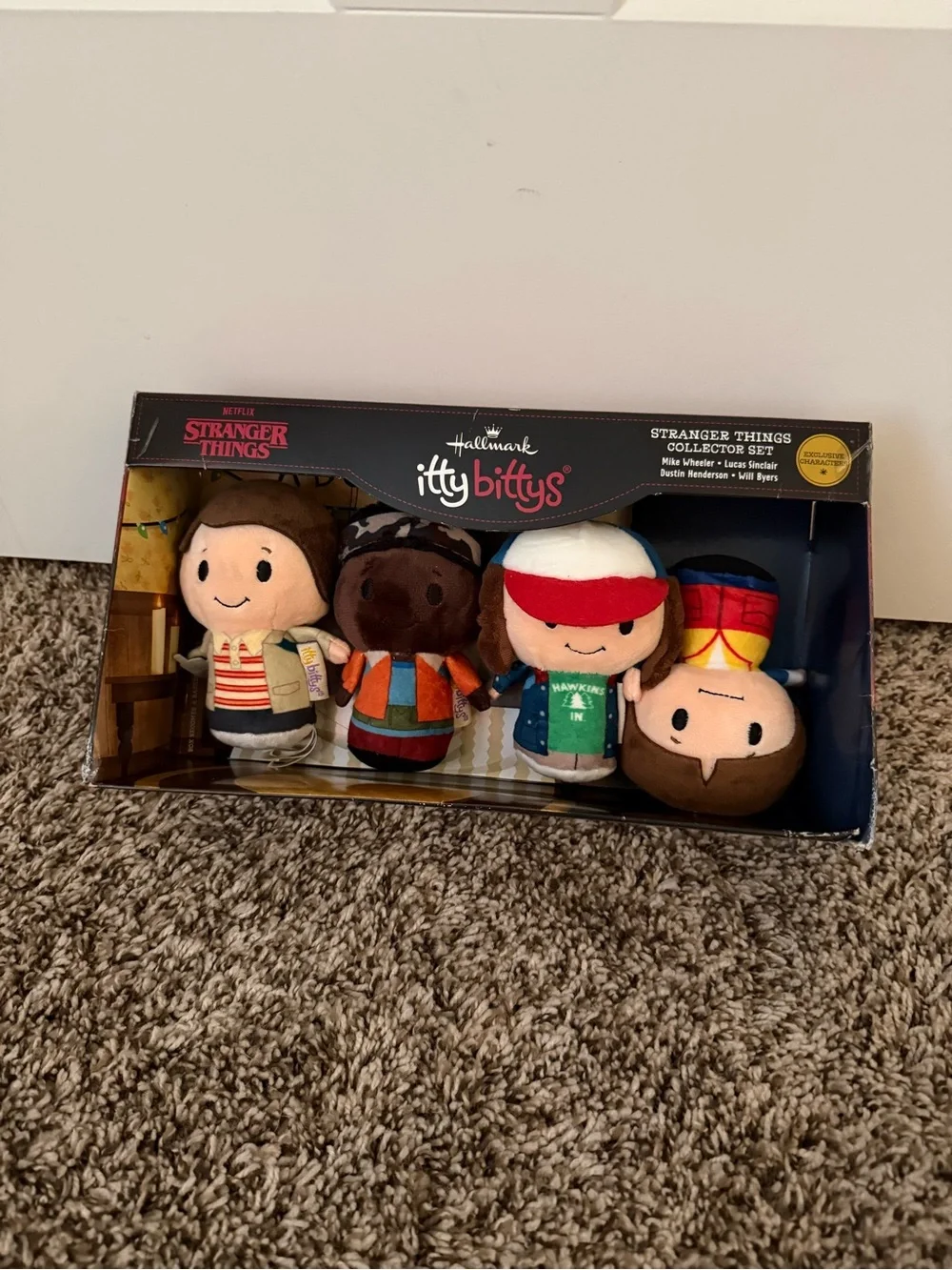 2020 stranger things itty bitty collectors set + eleven itty bitty
